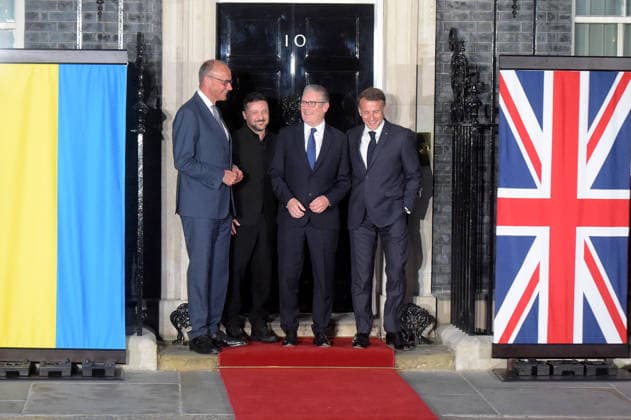 Politicians in London Volodymyr Zelensky President of Ukraine Emmanuel Macron President of France and Friedrich Merz Chancellor of Germany meets with Keir Starmer for a meeting to discuss ongoing support and solidarity for Ukraine London Westminster UK Copyright: xMartinxDaltonx Politicians_London_070626_MD_037