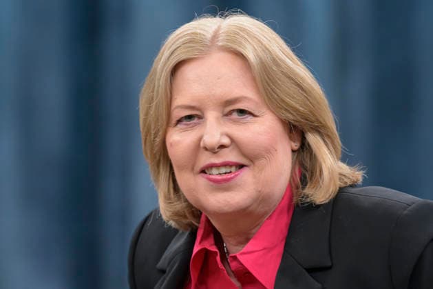 im Bild v.l.: Bärbel Bas (SPD), Parteivorsitzende, Bundesministerin für Arbeit und Soziales GER, Berlin, Studio, zu Gast bei - Caren Miosga, Polittalk, TV, Format, Aufzeichnung, Live, Das Erste, aus Adlershof - am Studio 20, Thema: Ist die SPD bereit für große Reformen, Frau Bas?, 07.06.2026, *** in the picture from l Bärbel Bas SPD , Party Chairwoman, Federal Minister of Labor and Social Affairs GER, Berlin, Studio, guest of Caren Miosga, Polittalk, TV, format, recording, live, Das Erste, from Adlershof at Studio 20, topic Is the SPD ready for major reforms, Ms. Bas , 07 06 2026, Copyright: HMBxMedia UwexKoch
