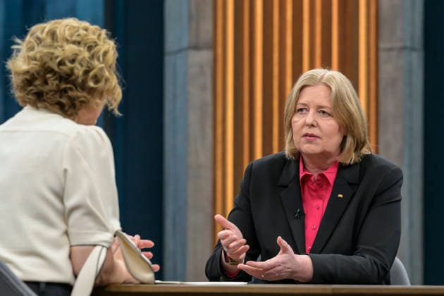 im Bild v.l.: Caren Miosga, Bärbel Bas (SPD), Parteivorsitzende, Bundesministerin für Arbeit und Soziales GER, Berlin, Studio, zu Gast bei - Caren Miosga, Polittalk, TV, Format, Aufzeichnung, Live, Das Erste, aus Adlershof - am Studio 20, Thema: Ist die SPD bereit für große Reformen, Frau Bas?, 07.06.2026, *** in the picture from l Caren Miosga, Bärbel Bas SPD , Party Chairwoman, Federal Minister of Labor and Social Affairs GER, Berlin, Studio, guest of Caren Miosga, Polittalk, TV, format, recording, Live, Das Erste, from Adlershof at Studio 20, topic Is the SPD ready for major reforms, Ms. Bas , 07 06 2026, Copyright: HMBxMedia UwexKoch