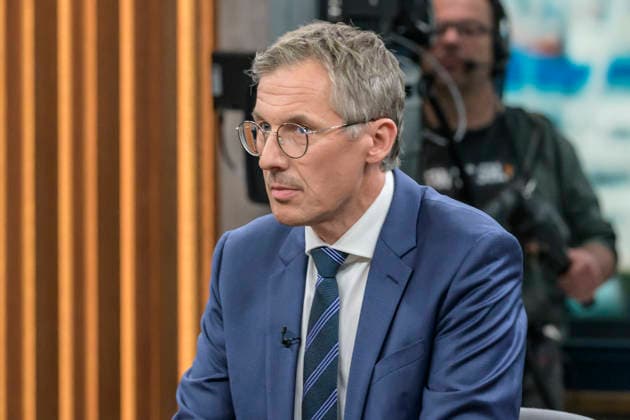 im Bild v.l.: Daniel Friedrich Sturm, Leiter Hauptstadtbüro, Der Tagesspiegel, GER, Berlin, Studio, zu Gast bei - Caren Miosga, Polittalk, TV, Format, Aufzeichnung, Live, Das Erste, aus Adlershof - am Studio 20, Thema: Ist die SPD bereit für große Reformen, Frau Bas?, 07.06.2026, *** in the picture from l Daniel Friedrich Sturm, Head of Capital Office, Der Tagesspiegel, GER, Berlin, Studio, guest of Caren Miosga, Polittalk, TV, format, recording, Live, Das Erste, from Adlershof at Studio 20, topic Is the SPD ready for major reforms, Ms. Bas , 07 06 2026, Copyright: HMBxMedia UwexKoch