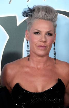 June 7, 2026, New York, Ny, USA: PINK attends the 79th Annual Tony Awards 2026 Red Carpet Arrivals atRadio City Music Hall in New York. New York USA - ZUMAms4_ 20260607_faf_ms4_006 Copyright: xSoniaxMoskowitzxGordonx