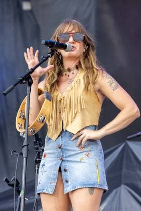 June 7, 2026, Lexington, Kentucky, U.S: Musician MARGO PRICE during Railbird Music Festival in Lexington, Kentucky Lexington U.S  - ZUMAs135 20260607_zap_s135_109 Copyright: xDanielxDeSloverx