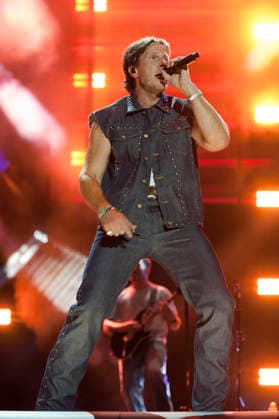 June 7, 2026 - Nashville, Tennessee; USA - Musician RUSSELL DICKERSON performs live at the Nissan Stadium as part of the 2026 CMA Music Festival that took place in downtown Nashville. Copyright 2026 . Nashville USA  - ZUMAm78_ 20260607_zaf_m78_171 Copyright: xJasonxMoorex