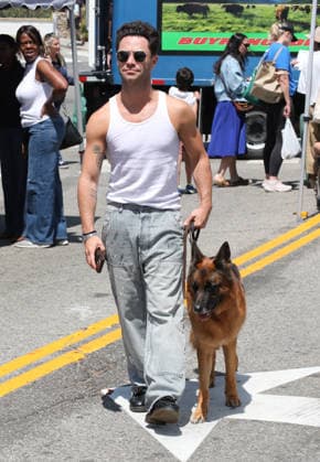 Sasha Farber enjoys a Sunday stroll around Studio City Farmers Market Featuring: Sasha Farber Where: Los Angeles, California, United States When: 07 Jun 2026 Credit: H2Y INSTARimages EDITORIAL USE ONLY. NOT FOR USE BY NEWSPAPERS BASED IN THE UK. Copyright: xx instar55756609