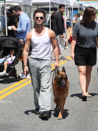 Sasha Farber enjoys a Sunday stroll around Studio City Farmers Market Featuring: Sasha Farber Where: Los Angeles, California, United States When: 07 Jun 2026 Credit: H2Y INSTARimages EDITORIAL USE ONLY. NOT FOR USE BY NEWSPAPERS BASED IN THE UK. Copyright: xx instar55756613