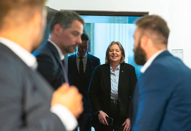 Bärbel Bas + Hendrik Wüst beim BMDS EUR, Deutschland, Berlin, 08.06.2026: Keynote von Bärbel Bas (SPD), Bundesministerin für Arbeit und Soziales auf einer Veranstaltung des BMDS zu 1 Jahr Staatsmodernisierung mit Wirkung in der Berlin-Brandenburgischen Akademie der Wissenschaften. Zu Gast: Hendrik Wüst, Ministerpräsident des Landes Nordrhein-Westfalen, und Cem Özdemir, Ministerpräsident des Landes Baden-Württemberg. *** Bärbel Bas Hendrik Wüst at BMDS EUR, Germany, Berlin, 08 06 2026 Keynote speech by Bärbel Bas SPD , Federal Minister of Labour and Social Affairs at a BMDS event on 1 year of state modernization with impact at the Berlin Brandenburg Academy of Sciences Guest Hendrik Wüst, Minister President of North Rhine-We