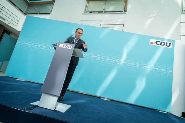 Carsten Linnemann, CDU-Generalsekretär, während der Pressekonferenz nach der Bundesvorstandssitzung;CDU Bundesvorstand und Gremiensitzungen am 08.06.2026, Berlin Berlin Deutschland Konrad-Adenauer-Haus, Bundespart *** Carsten Linnemann, CDU Secretary General, during the press conference after the Federal Executive Committee meeting CDU Federal Executive Committee and committee meetings on 08 06 2026, Berlin Berlin Germany Konrad Adenauer Haus, Bundespart