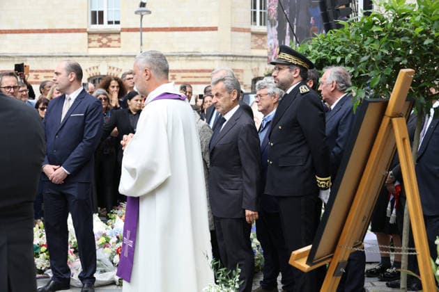 Andre Santini Funeral - Issy-les-Moulineaux Nicolas Sarkozy during funeral ceremony of Mayor of Issy-les-Moulineaux Andre Santini at the Saint-Etienne church in Issy-les-Moulineaux near Paris, France on June 8, 2026. Andre Santini died on June 1, 2026, aged 85. Photo by Nasser Berzane ABACAPRESS.COM Issy-les-Moulineaux France  Copyright: xBerzanexNasser ABACAx