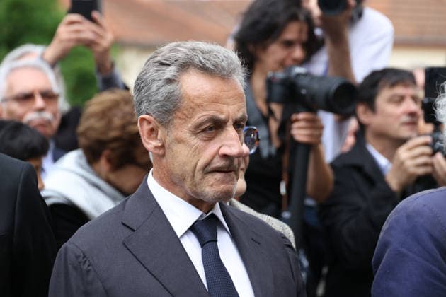 Andre Santini Funeral - Issy-les-Moulineaux Nicolas Sarkozy during funeral ceremony of Mayor of Issy-les-Moulineaux Andre Santini at the Saint-Etienne church in Issy-les-Moulineaux near Paris, France on June 8, 2026. Andre Santini died on June 1, 2026, aged 85. Photo by Nasser Berzane ABACAPRESS.COM Issy-les-Moulineaux France  Copyright: xBerzanexNasser ABACAx