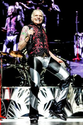 David Lee Roth live at a concert of the Don t Love Me, Rent Me Tour at The Paramount Huntington, 07 06 2026 Foto:xT.xKingx xFuturexImagex roth_6602