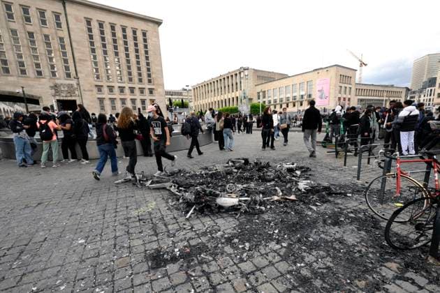 Protest Against Police Violence 08 06 2026 BRUSSELS, BELGIUM - Staff, teachers and students protest police violence outside the Palace of Justice pictured on June 08, 2026 in Brussels, Belgium, 08 06 2026 Brussels Belgium  Copyright: xPhilipxReynaersx