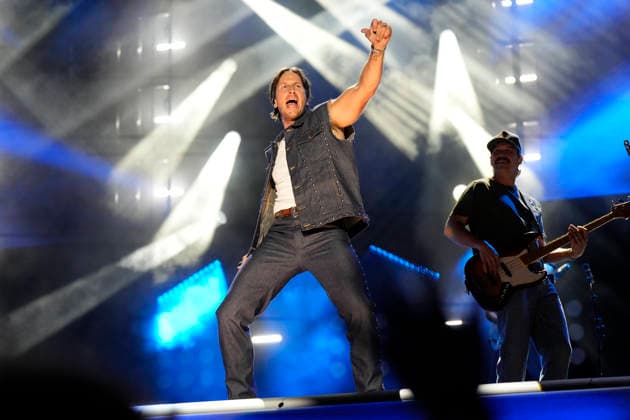 NASHVILLE, TENNESSEE - JUNE 07: Russell Dickerson perform onstage at Nissan Stadium during CMA Fest 2026 day three on June 07, 2026 in Nashville, Tennessee. . Credit: USA - ZUMAa123 20260608_zaa_a123_015 Copyright: xAdMediax