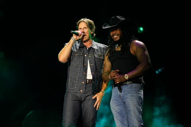 NASHVILLE, TENNESSEE - JUNE 07: Fetty Wap & Russell Dickerson perform onstage at Nissan Stadium during CMA Fest 2026 day three on June 07, 2026 in Nashville, Tennessee. . Credit: USA - ZUMAa123 20260608_zaa_a123_051 Copyright: xAdMediax