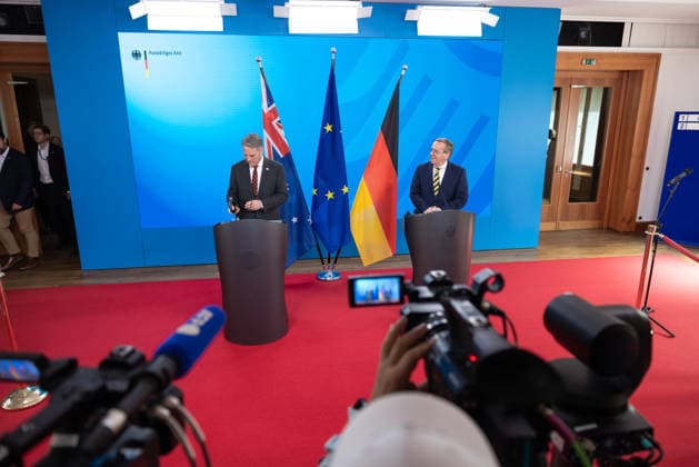 Pressebegegnung von Verteidigungsminister Boris Pistorius und dem australischen stellvertretenden Premierminister und Verteidigungs- minister Richard Marles. Deutschland, Berlin am 08. Juni 2026: Auftaktstatements von Verteidigungsminister Boris Pistorius und dem australischen stellvertretenden Premierminister und Verteidigungs- minister Richard Marles vor die Presse. *** Press meeting of Defense Minister Boris Pistorius and Australian Deputy Prime Minister and Minister of Defense Richard Marles Germany, Berlin on 08 June 2026 Opening statements by Defense Minister Boris Pistorius and Australian Deputy Prime Minister and Minister of Defense Richard Marles to the press