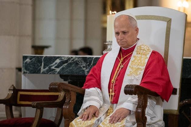 Pope Leo XIV presides a prayer in honor of the Virgin of the Almudena in the Cathedral Pope Leo XIV during the prayer and homage to the Virgin of the Almudena presided by Pope Leo XIV, in the Cathedral of Santa Maria de la Almudena, June 8, 2026, in Madrid Spain After the prayer before the patron saint, the Pope placed at her feet the Golden Rose, a personal and exceptional recognition with which the Popes honor images of Virgins 08 JUNE 2026 POPE LEON XIV MADRID CATHEDRAL ALMUDENA MADRID SPAIN PRAYER Fernando Sá Madrid Madrid Madrid Spain  Copyright: xFernandoxSanchezx 7582409
