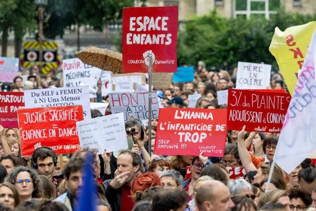 Paris, France June 8, 2026 - Protest to denounce the injustice surrounding the murder of the young girl Lyhanna. Organized by some twenty organizations dedicated to combating child abuse in the wake of the failures in the Lyhanna case, these protests aim to voice their outrage over the impunity enjoyed by child sex offenders. The body of 11-year-old Lyhanna was found last Thursday in the Gers department. MANIFESTATION, DYSFONCTIONEMENT DE LA JUSTICE, COLERE, RASSEMBLEMENT, MOBILISATION, ASSOCIATIONS, ENFANTS, VIOL, INCESTE, SOCIETE, CRIME  Copyright: xVincentxIsorex