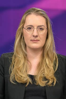 v.l.: Katharina Dröge, Bündnis˜90 Die Grünen (Fraktionsvorsitzende), GER, Berlin, Studio, zu Gast bei Maischberger, politische Talkshow, TV, Format, mit Moderatorin Sandra Maischberger, Das Erste, aus Adlershof Am Studio 20, 08.06. 2026, *** v l Katharina Dröge, Bündnis˜90 Die Grünen parliamentary group leader , GER, Berlin, Studio, as a guest on Maischberger, political talk show, TV, format, with presenter Sandra Maischberger, Das Erste, from Adlershof Am Studio 20, 08 06 2026, Copyright: HMBxMedia UwexKoch