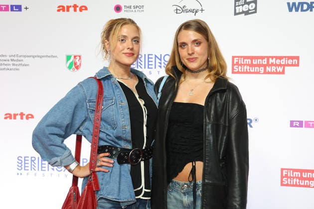 Sophia Muenster und Jana Muenster bei der Eroeffnung vom Seriencamp Festival mit der Premiere der ZDF Serie Back For More am 8.06.2026 im Cinenova Kino in Koeln Sophia Muenster and Jana Muenster attend the Seriencamp Festival Opening at Cinenova Kino on June 6, 2026 in Cologne, Germany Seriencamp Festival Opening in Koeln *** Sophia Muenster and Jana Muenster at the opening of the Seriencamp Festival with the premiere of the ZDF series Back For More on June 8, 2026 at Cinenova Kino in Cologne Sophia Muenster and Jana Muenster attend the Seriencamp Festival Opening at Cinenova Kino on June 6, 2026 in Cologne, Germany Seriencamp Festival Opening in Koeln 