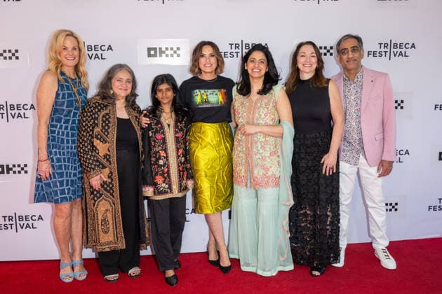 The Gymnasts of Fisherman Colony Premiere, 25th Tribeca Film Festival in New York, USA - 08 Jun 2026 (L-R) Ashley McDermott, Tahera Hasan, Sonia, Mariska Hargitay, Habiba Nosheen, Trish Adlesic and Amar Lohana attend The Gymnasts of Fisherman Colony Premiere during the 2026 Tribeca Film Festival at SVA Theatre. New York United States Copyright: xRonxAdarx xSOPAxImagesx _radar_gymfish_06082026_03673