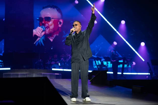 Gigi D Alessio performs live in Caseta, Italy - 08 Jun 2026 Gigi D Alessio performs live at Reggia di Caserta. Caserta Italy Copyright: xAndreaxGulíx xSOPAxImagesx AGULI_GigiCaserta(36)