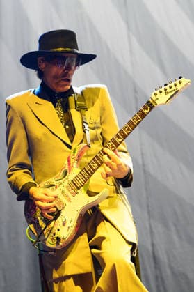 BEAT Perform at Eventim Apollo, London, UK Steve Vai of supergroup BEAT performs at The Eventim Apollo, London, England, UK on Monday 8 June 2026., Credit:Justin Ng Avalon UK, England, London, Eventim Apollo  Copyright: xJustinxNgx xAvalonx 1108986776