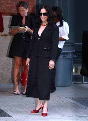 Tribeca Festival - Celebs At Chanel Annual Dinner - NYC Julia Louis-Dreyfus arrives at the Chanel annual dinner during the Tribeca Film Festival in New York, NY on June 8, 2026. Photo by Charles Guerin ABACAPRESS.COM New York City NY United States  Copyright: xGuerinxCharles ABACAx