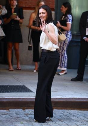 Tribeca Festival - Celebs At Chanel Annual Dinner - NYC Katie Holmes arrives at the Chanel annual dinner during the Tribeca Film Festival in New York, NY on June 8, 2026. Photo by Charles Guerin ABACAPRESS.COM New York City NY United States  Copyright: xGuerinxCharles ABACAx