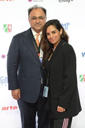 Walid Nakschbandi und Collien Fernandes bei der Eröffnung des 12. Seriencamp Festivals 2026 mit der Premiere der ZDF-Serie Back for More im Cinenova. Köln, 08.06.2026 *** Walid Nakschbandi and Collien Fernandes at the opening of the 12 Series Camp Festival 2026 with the premiere of the ZDF series Back for More at Cinenova Cologne, 08 06 2026 Foto:xC.xAdolph xFuturexImagex back_6611