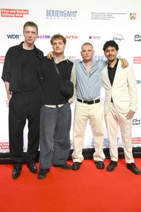 Basti Fährmann, Justus Rosenkranz, Lukas Brzenczek und Yosef Al Timari bei der Eröffnung des 12. Seriencamp Festivals 2026 mit der Premiere der ZDF-Serie Back for More im Cinenova. Köln, 08.06.2026 *** Basti Fährmann, Justus Rosenkranz, Lukas Brzenczek and Yosef Al Timari at the opening of the 12 Series Camp Festival 2026 with the premiere of the ZDF series Back for More at Cinenova Cologne, 08 06 2026 Foto:xC.xAdolph xFuturexImagex back_6673