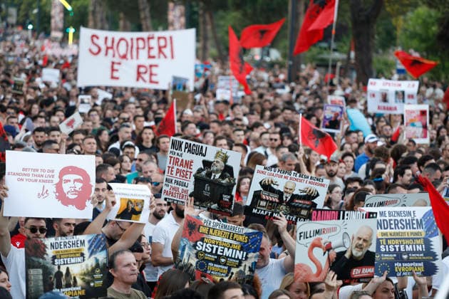 Protest against the construction of a luxury resort in Tirana, Albania. Protesters hold signs and Albanian national flags as they take part in a demonstration in front of the prime minister s office in Tirana on June 8, 2026, opposing the construction of a luxury resort in a protected natural area near the city of Vlore. Several thousand citizens demonstrated in Tirana for the ninth consecutive night to demand transparency on a luxury tourism complex project in the protected area of Narta Lagoon in the city of Vlore linked to US President Donald Trump s son-in-law Jared Kushner and his wife, Ivanka Trump. The project was planned for two areas along the Adriatic coast, the protected delta area of Vjosa-Narta and the nearby uninhabited island Copyright: xLightxStudioxAgencyx xMaltonxDibrax