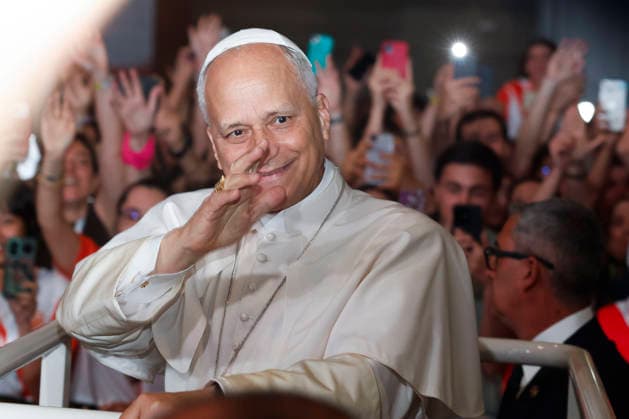 Pope Leo XIV meets volunteers that have worked in the different events chaired by the Pope in Madrid, Spain, 09 June 2026. Pope Leo XIV attends an meeting with volunteers !ACHTUNG: NUR REDAKTIONELLE NUTZUNG!  Copyright: xJ.J.Guillenx GRAF4644 20260609-55020540346_1