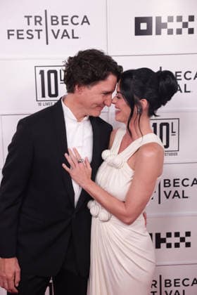 Katy Perry and her partner Justin Trudeau at the premiere of the concert film Katy Perry The Lifetimes Tour Live from Paris at the Tribeca Film Festival in New York, June 9, 2026 Jasmine Aissaoui Bestimage Katy Perry and her partner Justin Trudeau at the premiere of the concert film Katy Perry The Lifetimes Tour Live from Paris at the Tribeca Film Festival in New York, June 9, 2026 New York Etats Unis  Copyright: xJasminexAissaouix xBestimagexJasminexAissaouix xBestimagex