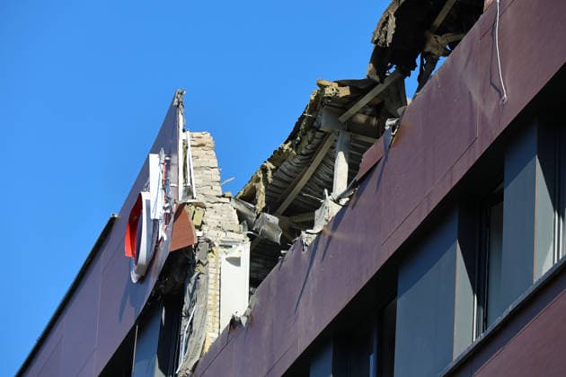 A building is damaged by a Russian drone attack on the night of June 9 in one of the districts of Kharkiv, Ukraine, June 9, 2026. The Russian army carried out a massive drone strike on the city. The attacks on residential buildings and civilian infrastructure injured 15 people, including three children. (Photo by Viacheslav Madiievskyi Ukrinform) Russian army launches large-scale drone attack on Kharkiv  Copyright: xViacheslavxMadiievskyix