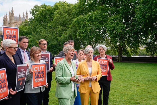 Daisy Cooper leads Liberal Democrat MPs in call for Essential Energy Guarantee. London, UK, 09 June 2026 Following her announcement vowing to claw back Â£5bn in windfall profits from energy networks firms to cut household bills, Lib Dem Deputy Leader Daisy Cooper was joined by Energy Spokesperson Pippa Heylings as they lead Liberal Democrat MPs in a rally calling for the Government, and Labour leadership contenders, to commit to introducing our Essential Energy Guarantee now. Victoria Tower Gardens, Millbank, London, UK., Credit:JAMES COOK Avalon  Copyright: xJAMESxCOOKx xAvalonx 1109065796