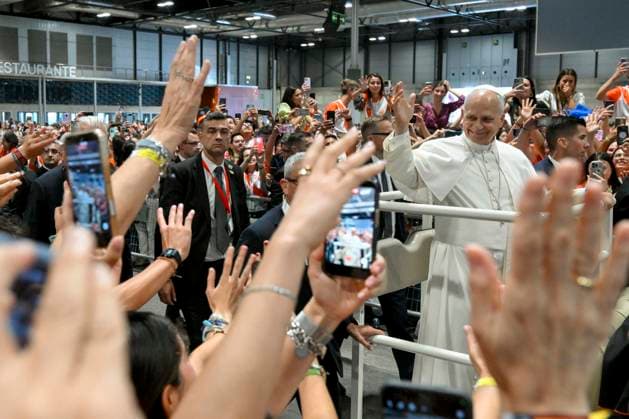 SPAIN - POPE LEO XIV DURING A MEETING WITH VOLUNTEERS IN THE IFEMA EXHIBITION CENTRE A MADRID - 2026 6 9 Spain, Vatican, 2026 6 9 Pope Leo XIV during a meeting with volunteers in the IFEMA exhibition centre in Madrid EDITORIAL USE ONLY - NO BOOKS Copyright: xVATICANxMEDIA CPPx