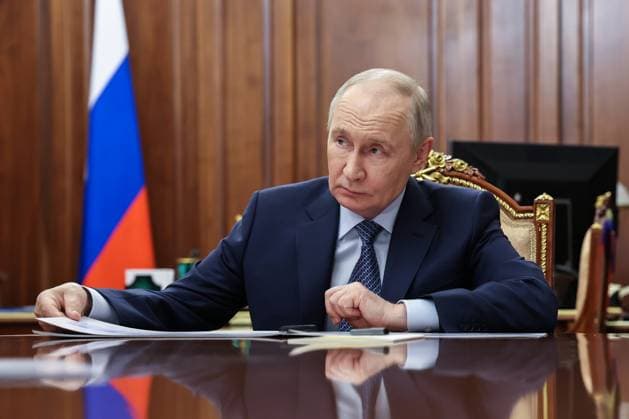 Russia Putin 9186185 09.06.2026 Russian President Vladimir Putin meets with Science and Higher Education Minister Valery Falkov at the Kremlin, in Moscow, Russia. Vyacheslav Prokofyev Sputnik Moscow Russia  Copyright: xVyacheslavxProkofyevx