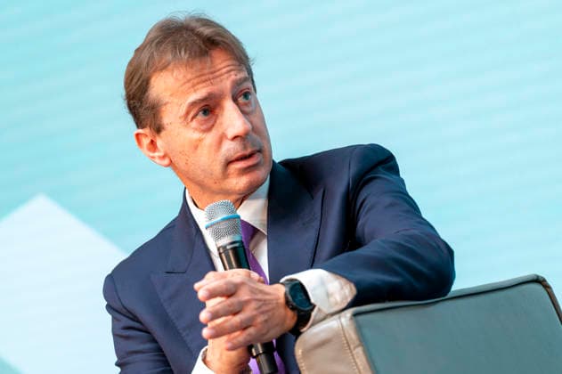 Guillaume Faury CEO, Airbus - Aviation Summit EUR, Deutschland, Berlin, 09.06.2026: Talk mit Guillaume Faury CEO, Airbus - Am Vortag der ILA26 treffen sich auf der Aviation Summit (BAS) Entscheider der internationalen Luftfahrt aus Politik, Industrie, Wissenschaft und Finanzen. Sie erörtern welche Fortschritte sind heute schon erreicht worden und welche Herausforderungen müssen noch gemeistert werden. *** Guillaume Faury CEO, Airbus Aviation Summit EUR, Germany, Berlin, 09 06 2026 Talk with Guillaume Faury CEO, Airbus On the day before the ILA26, decision-makers from international aviation in politics, industry, science and finance will meet at the Aviation Summit BAS They will discuss what progress has already been made today a
