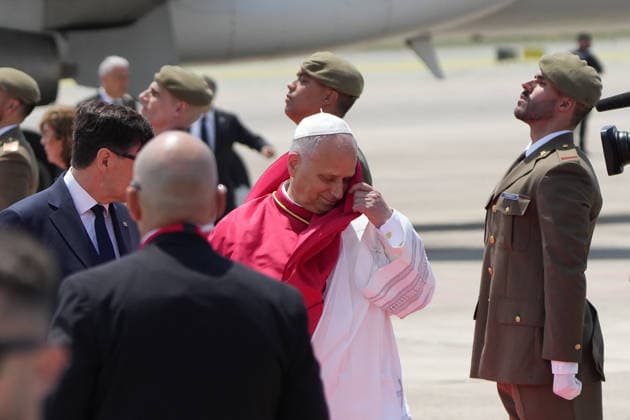 Pope Leo XIV arrives in Barcelona Pope Leo XIV d with the president of the Generalitat, Salvador Illa i , on his arrival at Josep Tarradellas International Airport Barcelona El Prat, June 9, 2026, in Barcelona, Catalonia Spain Pope Leo XIV continues his trip through Spain after three intense days in the capital and arrives in Barcelona where he has a busy schedule between today and tomorrow, June 10, which includes the commemoration of the centenary of the death of Antoni Gaudi and the blessing and inauguration of the Tower of Jesus Christ in the Basilica of the Sagrada Familia 09 JUNE 2026 Barcelona Catalunya Barcelona Catalunya Catalunya Spain  Copyright: xDavidxZorrakinox 7584176