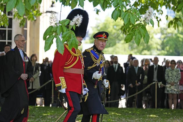 . 09 06 2026. London, United Kingdom. King Charles III and Queen Camilla present new Colours to the 1st Battalion Grenadier Guards at Buckingham Palace in London.  xPoolx xi-Imagesx IIM-26818-0009
