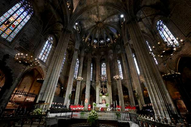 SPAIN - POPE LEO XIV HOLDS A MIDDAY PRAYER IN THE CATHEDRAL OF THE HOLY CROSS AND SAINT EULALIA ON BARCELLONA - 2026 6 9 Spain, Vatican, 2026 6 9 Pope Leo XIV holds a midday prayer in the Cathedral of the Holy Cross and Saint Eulalia in Barcelona EDITORIAL USE ONLY - NO BOOKS Copyright: xVATICANxMEDIA CPPx