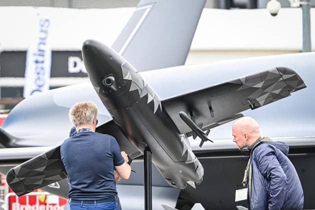 Internationale Luftfahrtausstellung ILA ** NUR FÜR REDAKTIONELLE ZWECKE ** EDITORIAL USE ONLY **<p>Von nachhaltigen Antrieben für die zivile Luftfahrt über hochmoderne Drohnen im Defence-Bereich bis hin zu modernster Satellitentechnik für aktuelle und künftige Weltraummissionen: Die ILA Berlin zeigt die Zukunft der Luft- und Raumfahrt. 750 Aussteller aus 37 Ländern präsentieren die neuesten Innovationen und Entwicklungen der Branche. Darüber hinaus werden rund 100 Fluggeräte am Boden und in der Luft zu erleben sein, fotografiert am 09.06.2026 in Berlin. Berlin Berlin Berlin Copyright: MaurizioxGambarini *** International Aerospace Exhibition ILA FOR EDITORIAL PURPOSES ONLY EDITORIAL USE ONLY p From sustainable propulsion systems f Copyright: MaurizioxGambarini doc867qjj7dpgx9mcs7hcs ,EDITORIAL USE ONLY