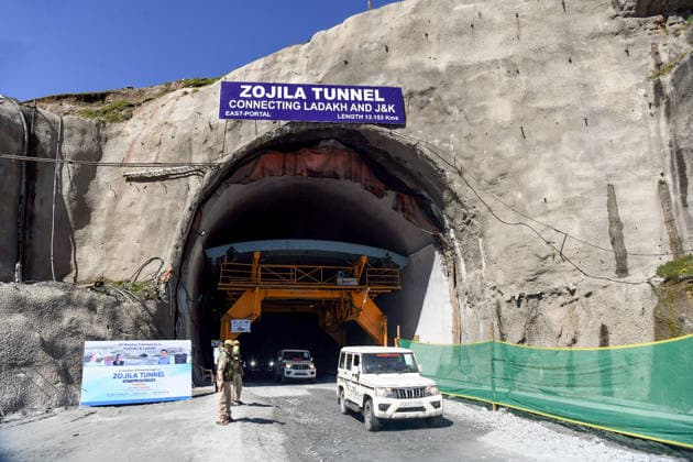 Final Breakthrough Ceremony of the Zojila Tunnel; Nitin Gadkari, J&K CM, & J&K LG to attend Kargil Ladakh , Jun 09 (ANI): Security personnel stand guard for the arrival of Union Road Transport and Highways Minister Nitin Gadkari, Jammu and Kashmir Chief Minister Omar Abdullah, and state Lieutenant Governor Manoj Sinha for the final breakthrough ceremony of the world s longest single-tube bidirectional Zojila Tunnel, at Minamarg, in Kargil on Tuesday. Kargil Ladakh India Copyright: xANIx ANI_20260609085