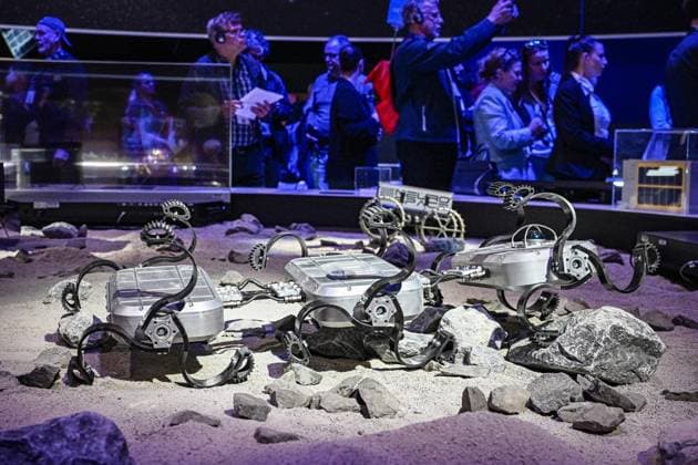 Internationale Luftfahrtausstellung ILA ** NUR FÜR REDAKTIONELLE ZWECKE ** EDITORIAL USE ONLY **<p>Von nachhaltigen Antrieben für die zivile Luftfahrt über hochmoderne Drohnen im Defence-Bereich bis hin zu modernster Satellitentechnik für aktuelle und künftige Weltraummissionen: Die ILA Berlin zeigt die Zukunft der Luft- und Raumfahrt. 750 Aussteller aus 37 Ländern präsentieren die neuesten Innovationen und Entwicklungen der Branche. Darüber hinaus werden rund 100 Fluggeräte am Boden und in der Luft zu erleben sein, fotografiert am 09.06.2026 in Berlin. Berlin Berlin Berlin Copyright: MaurizioxGambarini *** International Aerospace Exhibition ILA FOR EDITORIAL PURPOSES ONLY EDITORIAL USE ONLY p From sustainable propulsion systems f Copyright: MaurizioxGambarini doc867r4rzzecp14tsj49b3 ,EDITORIAL USE ONLY