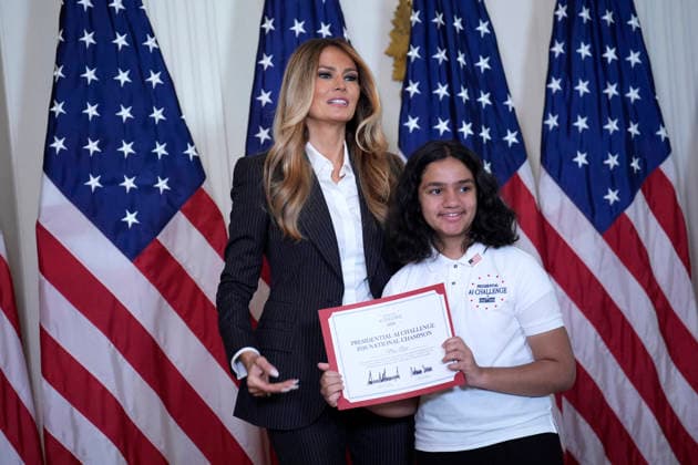 Melania Trump on AI champions awards - Washington US First lady Melania Trump participates in the Presidential Artificial Intelligence Challenge National Champion Awards Ceremony in the East Room at the White House in Washington on June 9, 2026. Photo by Yuri Gripas ABACAPRESS.COM Washington DC United States  Copyright: xGripasxYuri ABACAx