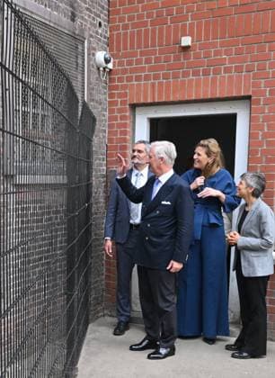 The King Visits The Antwerp Prison ANTWERPEN, BELGIUM - JUNE 9 : King Philippe is paying a working visit to Antwerp Prison. During the visit, he will be briefed on the impact of overcrowding on life in Belgian prisons and on the staff s commitment to finding solutions in these difficult circumstances...on June 09, 2026 in Antwerpen, Belgium, 09 06 2026 Antwerpen Belgium  Copyright: xBertxVanxDenxBrouckex