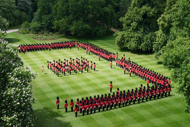 Grenadier Guards receive new Colours Members of the Grenadier Guards during a ceremony to present the regiment with their new Colours at Buckingham Palace in London. Picture date: Tuesday June 9, 2026., Credit:James Manning PA ROTA - B68 Avalon UK, London  Copyright: xJamesxManningx xPAxROTAx-xB68x xAvalonx 1109128181