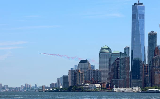Patrouille De France flies in New York French Air and Space Force Patrouille de France flies over the hudson river and the Statue of Liberty to celebrate the 250th anniversary of American independence and honor the Franco-American friendship in New York, NY on June 9, 2026. Photo by Charles Guerin ABACAPRESS.COM New York NY  Copyright: xGuerinxCharles ABACAx