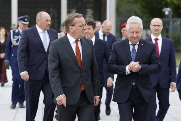 Berlin, Boris Pistorius trifft Jaromir Zuna Pistorius , ZÅ¯na; Antrittsbesuch: Verteidigungsminister Pistorius empfängt tschechischen Amtskollegen ZÅ¯na , am 09.06.2026 in Berlin, (Berliner Bendlerblock, Bundeswehr,), Deutschland *** Pistorius , ZÅ¯na Inaugural visit Defense Minister Pistorius receives Czech counterpart ZÅ¯na , on 09 06 2026 in Berlin, Berlin Bendlerblock, Bundeswehr, , Germany