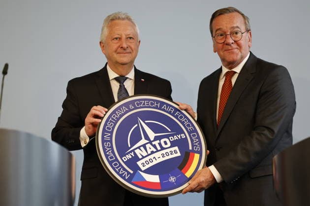 Berlin, Boris Pistorius trifft Jaromir Zuna Pistorius , ZÅ¯na; Antrittsbesuch: Verteidigungsminister Pistorius empfängt tschechischen Amtskollegen ZÅ¯na , am 09.06.2026 in Berlin, (Berliner Bendlerblock, Bundeswehr,), Deutschland *** Pistorius , ZÅ¯na Inaugural visit Defense Minister Pistorius receives Czech counterpart ZÅ¯na , on 09 06 2026 in Berlin, Berlin Bendlerblock, Bundeswehr, , Germany