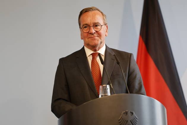 Berlin, Boris Pistorius trifft Jaromir Zuna Pistorius , ZÅ¯na; Antrittsbesuch: Verteidigungsminister Pistorius empfängt tschechischen Amtskollegen ZÅ¯na , am 09.06.2026 in Berlin, (Berliner Bendlerblock, Bundeswehr,), Deutschland *** Pistorius , ZÅ¯na Inaugural visit Defense Minister Pistorius receives Czech counterpart ZÅ¯na , on 09 06 2026 in Berlin, Berlin Bendlerblock, Bundeswehr, , Germany